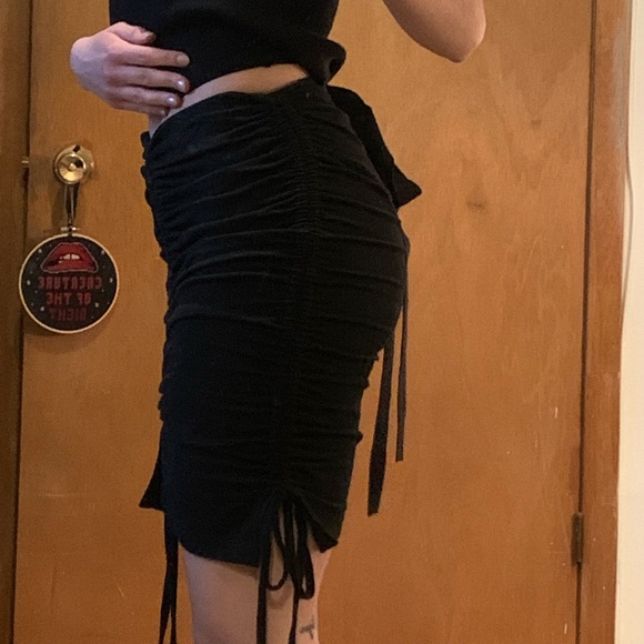 Ruched black Cider mini skirt - Picture 4 of 4